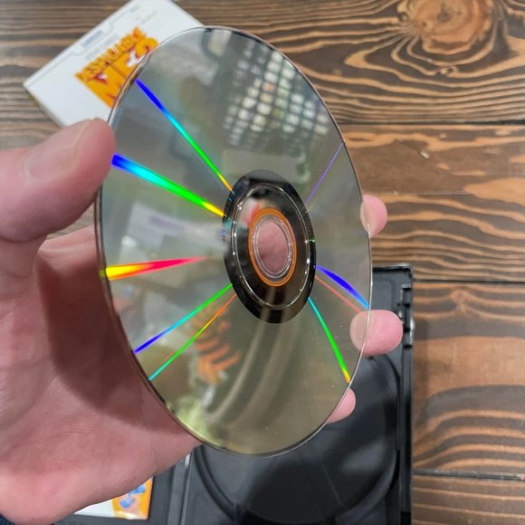 5/$20 Despicable Me 2 DVD Pre-Owned - Picture 5 of 6